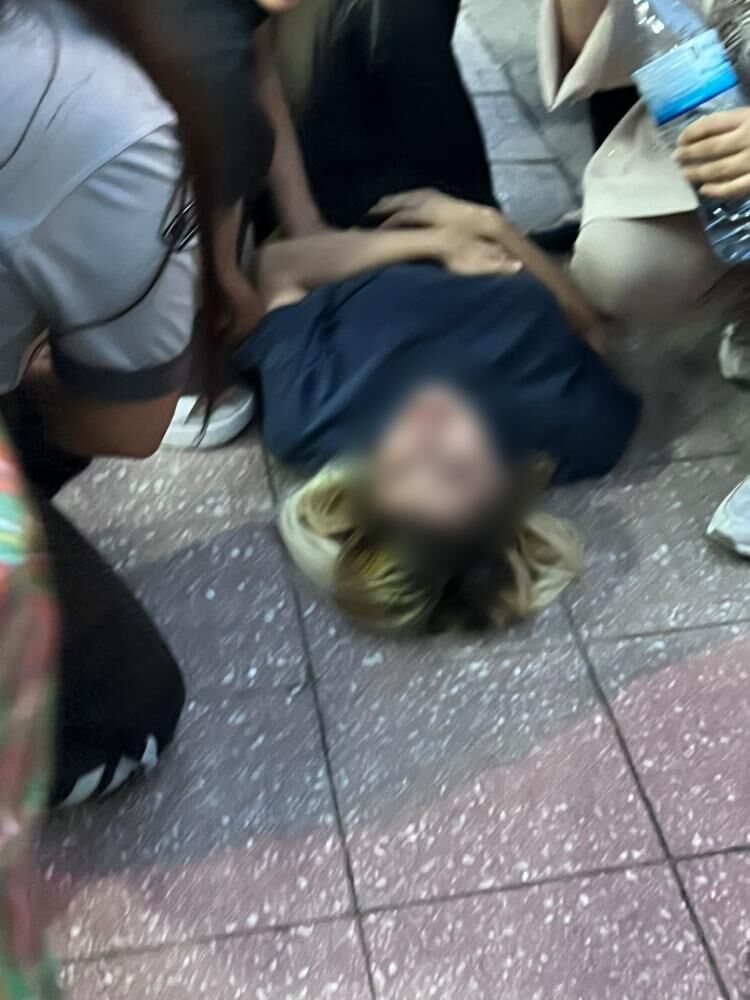 Adana’da Bir Kadın, Kaldırımda Yürüdüğü Sırada Kocası Tarafından Bıçaklandı