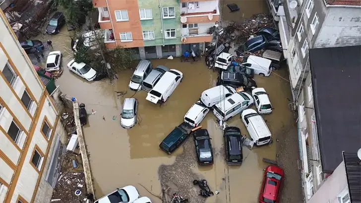 Akom Istanbul Saganak Uyarisi 17 Ekim Cumartesi.webpsariyer Beykoz Sile Eyupsultan Yagis Riski Haritasi
