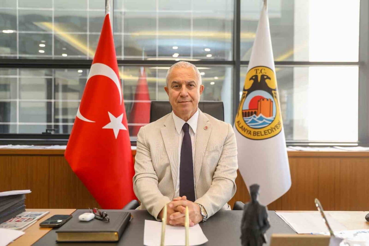 Alanya Belediye Baskani Osman Tarik Ozcelik