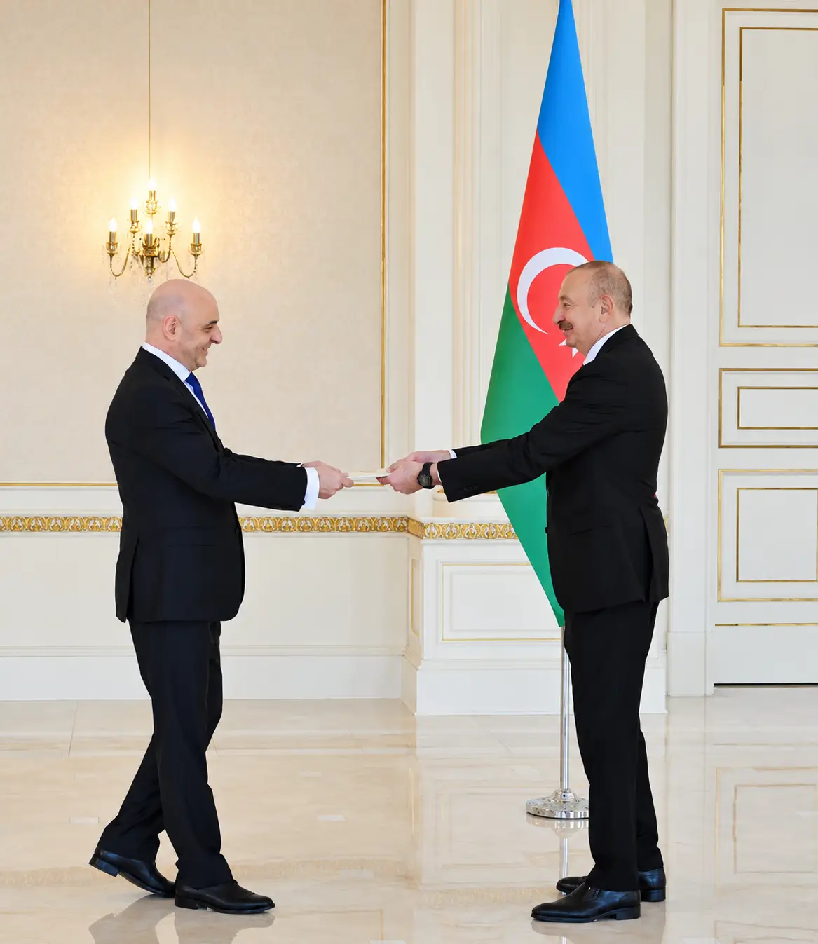 Aliyev, Gürcistan’ın Yeni Büyükelçisi Zakarashvili’yi Kabul Etti 2