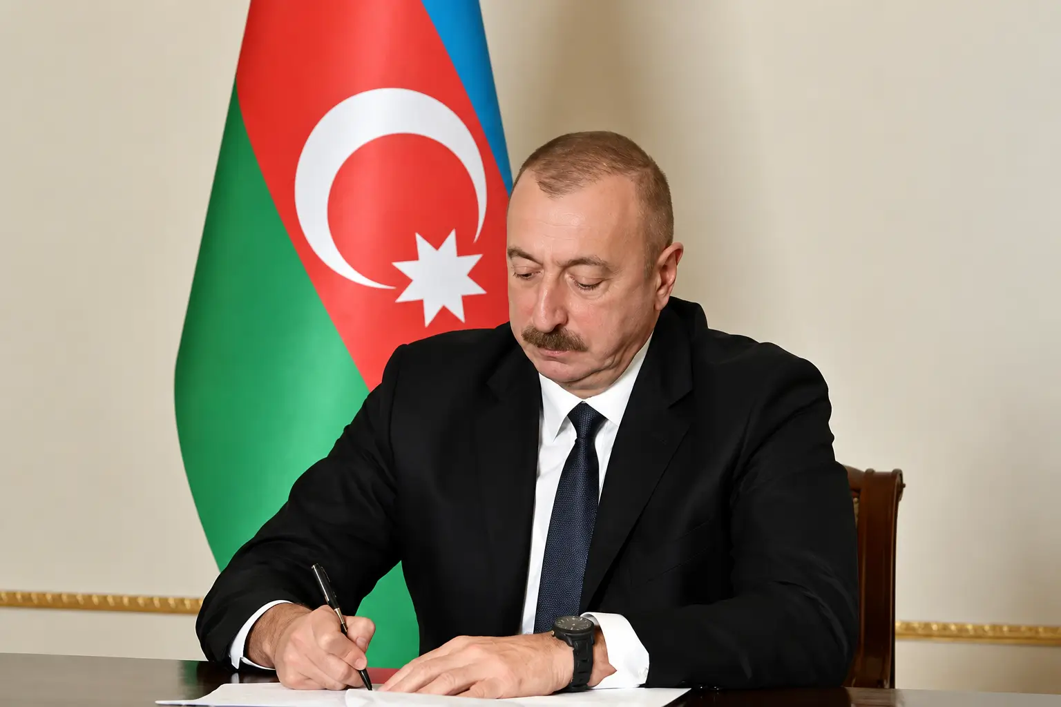 İlham Aliyev, Ankara'daki Türk Devletleri Teşkilatı Zirvesi'ne katılmayacak mı?