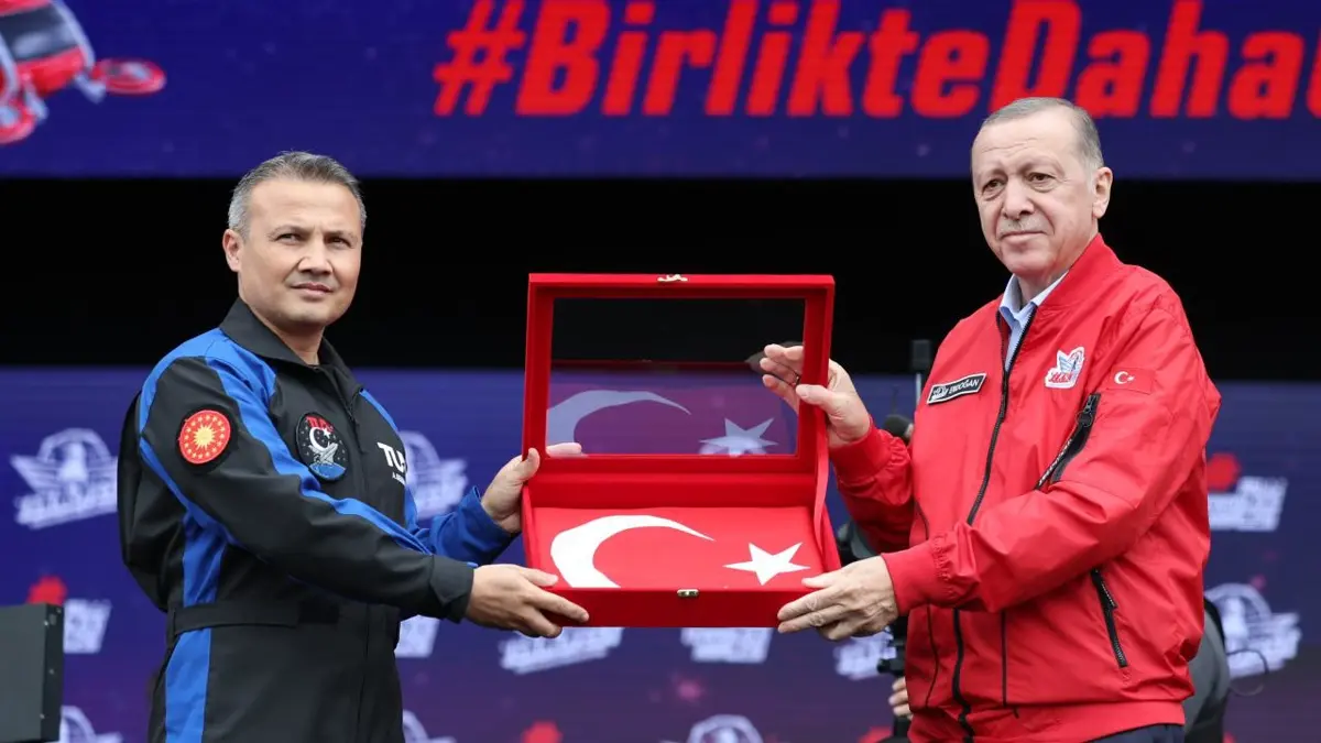 Alper Gezeravci Cumhurbaskani Erdogan Görev