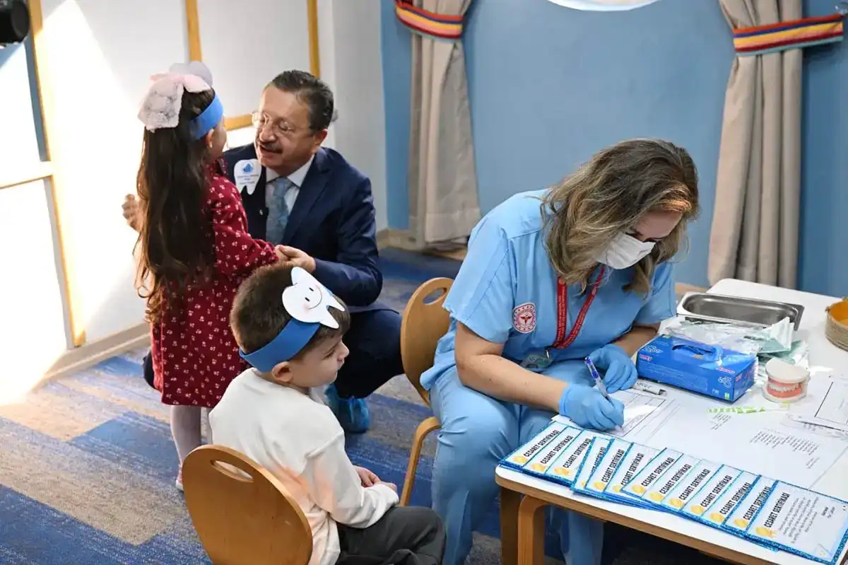 Altındağ’da minikler için sağlık seferberliği! Kreşlerde diş taraması başladı