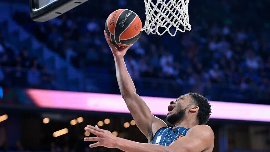 Anadolu Efes Olympiakos Karşısında Parkeye Çıkacak Avrupa'da 917. Randevu (1)