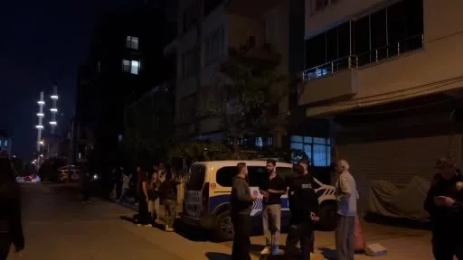 Ankara’da Otomobil Kavşakta Bekleyen Araca Çarptı 3 Yaralı-1