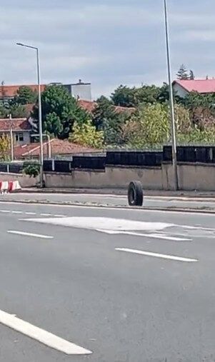 Ankara’da Seyir Halindeki Ego Otobüsünün Lastikleri Koptu
