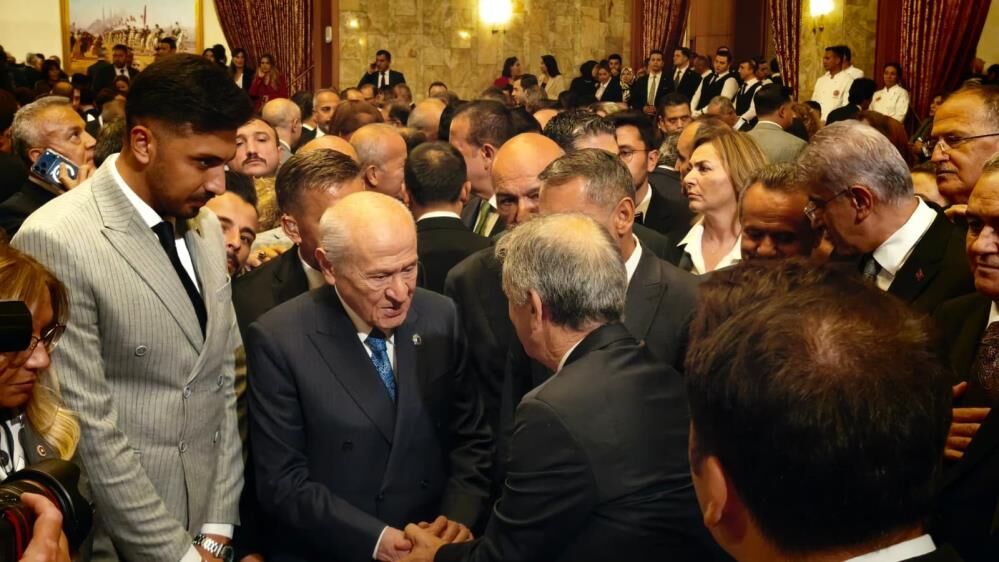 Bahçeli'den Yeni̇ Parti'ye Oturum Tepkisi-1