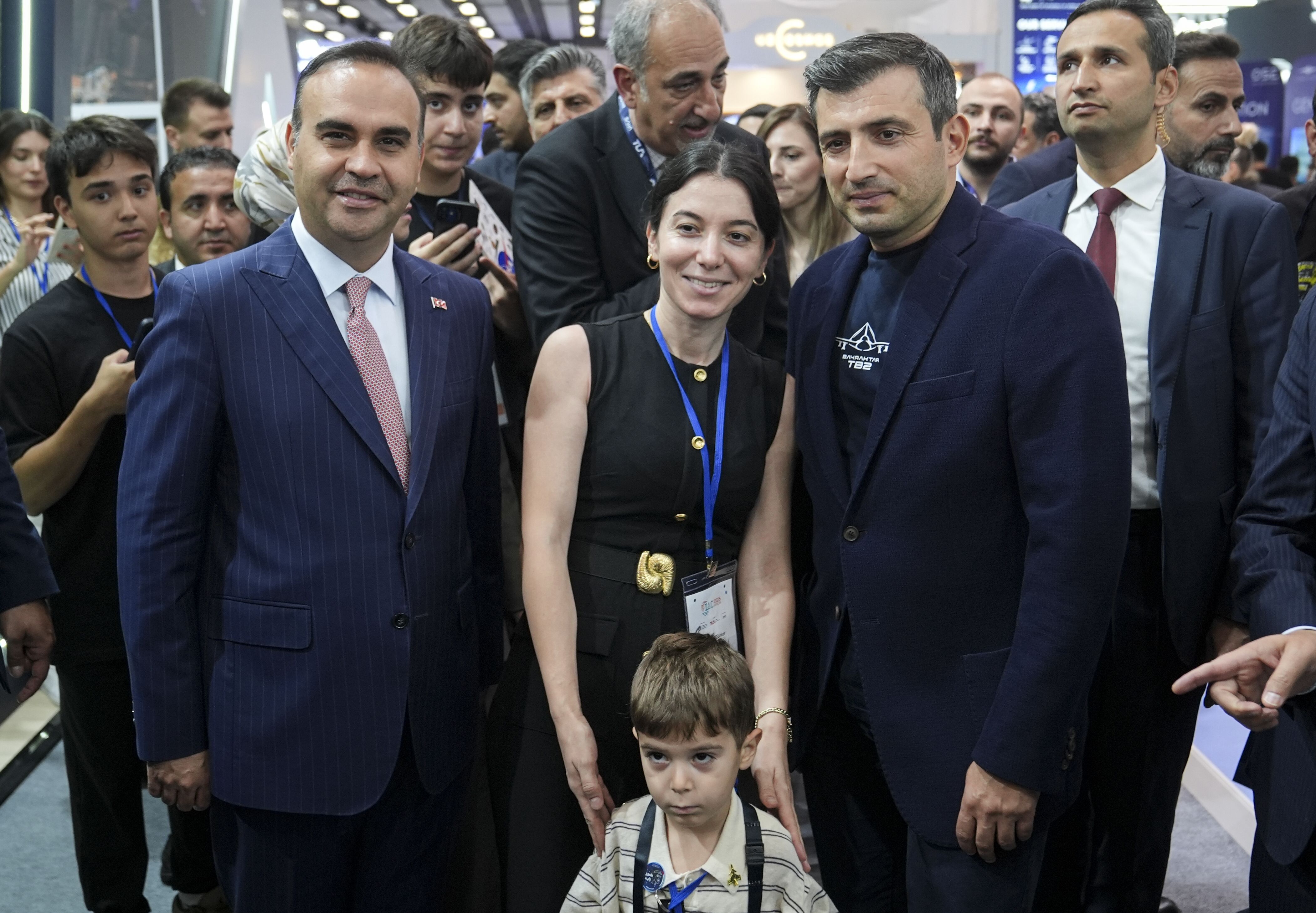 Bakan Kacır Açıkladı Türkiye 2027'De Ay'a Uzay Aracı Gönderecek (1)