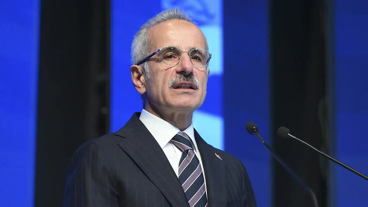 Bakan Uraloğlu Açıkladı Çocukların Sosyal Medya Kullanımı Değişiyor (3)
