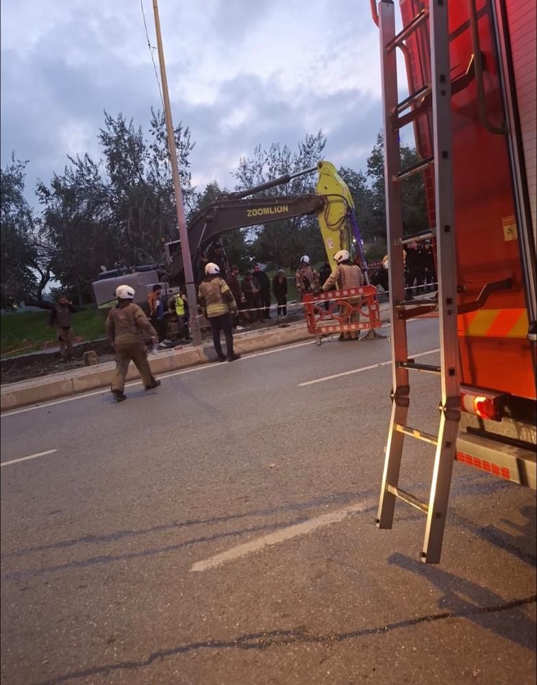 Bayrampaşa’da İski̇ Çalışmasında Göçük