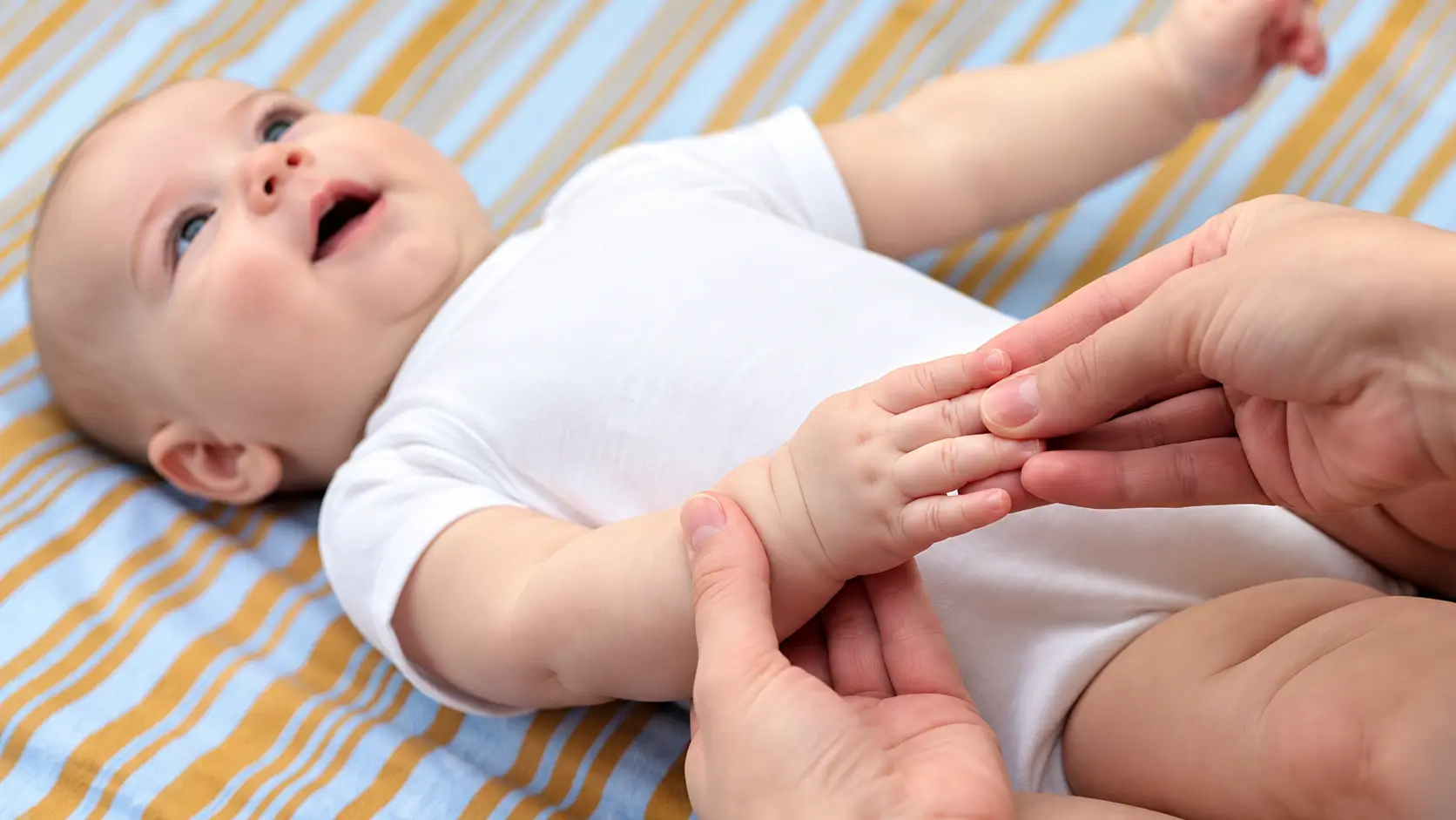 Bebeğiniz Kolunu Hareket Ettirmiyorsa Dikkat! Uzmanından Kritik Uyarı 3