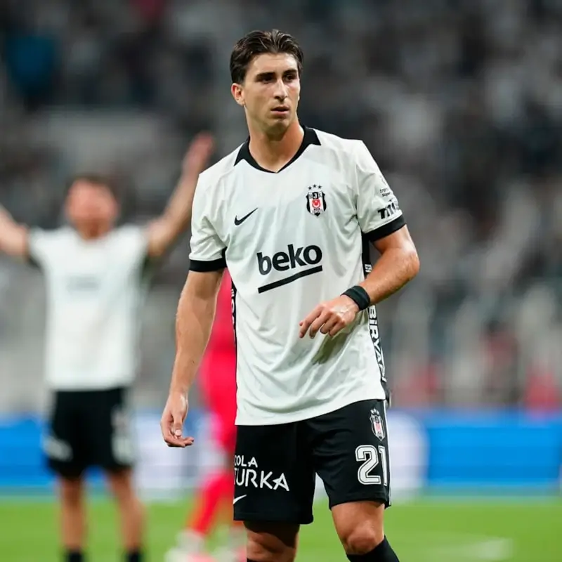 Beşiktaş'ta Sakatlık Kâbusu Başakşehir Maçı Öncesi Üç Yıldız Forma Giyemeyecek (1)