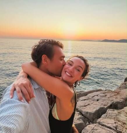 Birce Akalay Ile Hakan Kurtaş Ayrıldı Mıı Ünlü Oyuncudan Açıklama