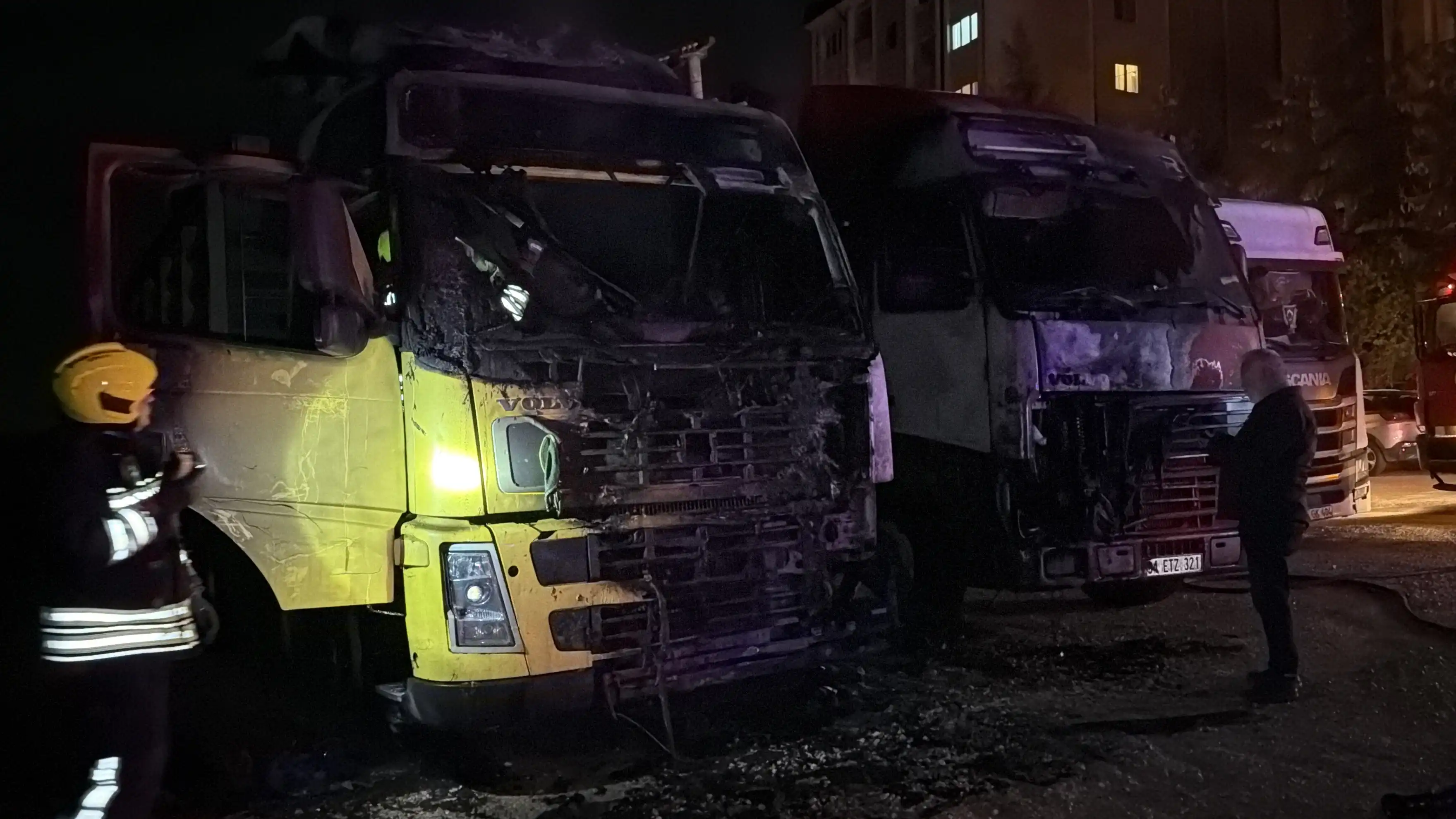 Bolu’da Tır Yangını Paniği (4)