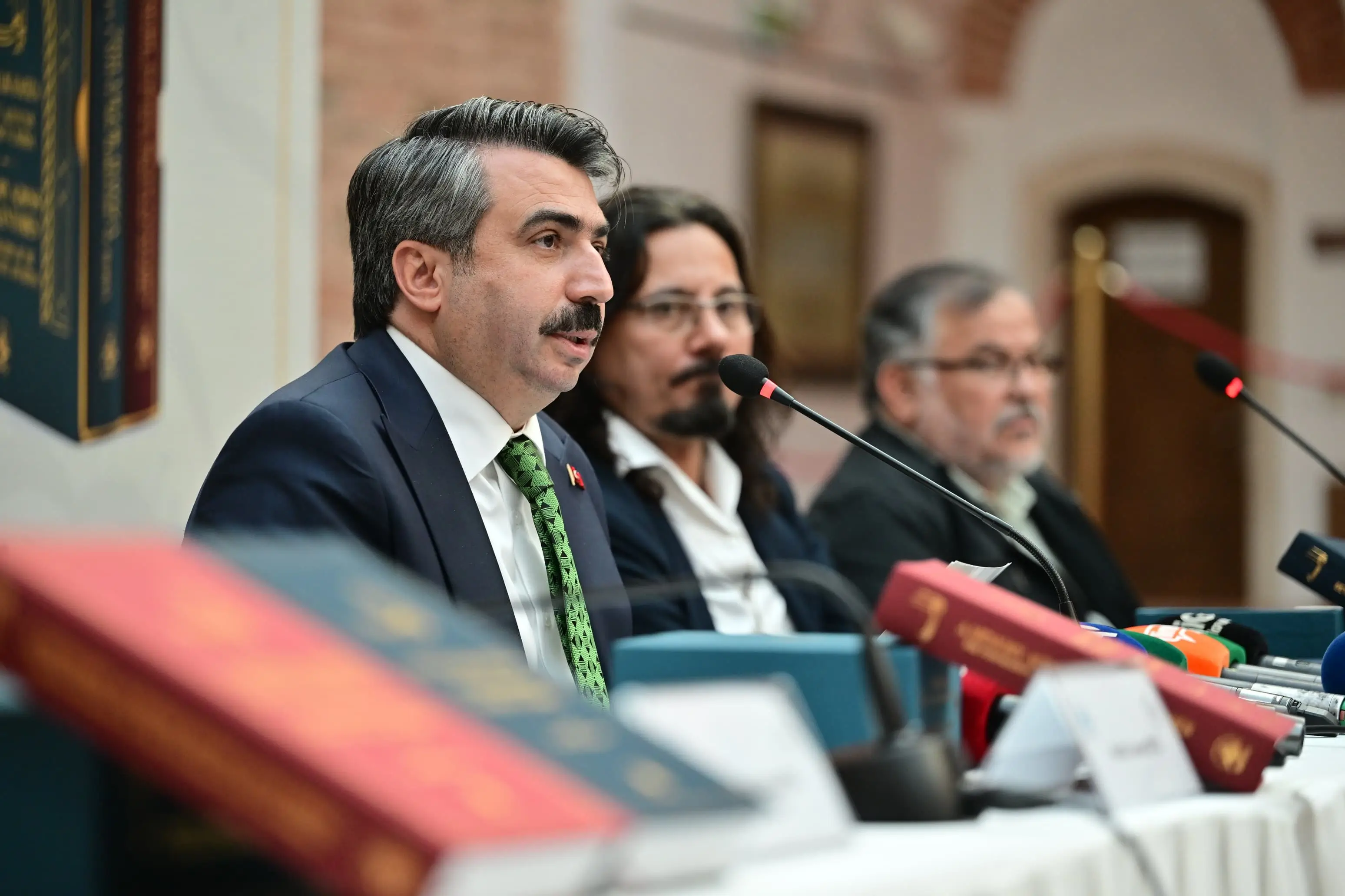 Bursa’nın 700 Yıllık Hafızası Kitap Oldu 25 Akademisyen Kaleme Aldı 2