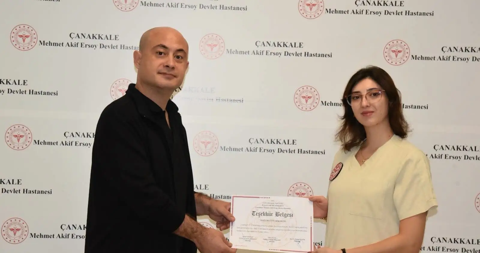 Çanakkale'de Sezaryen Oranı Düşük Olan Hastanenin Çalışanları Ödüllendirildi-1