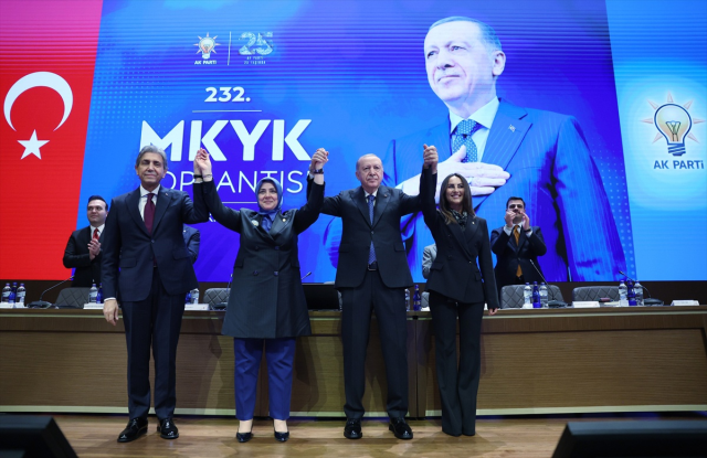 Cemalettin Kani Torun Ak Partiye Katildi Rozet