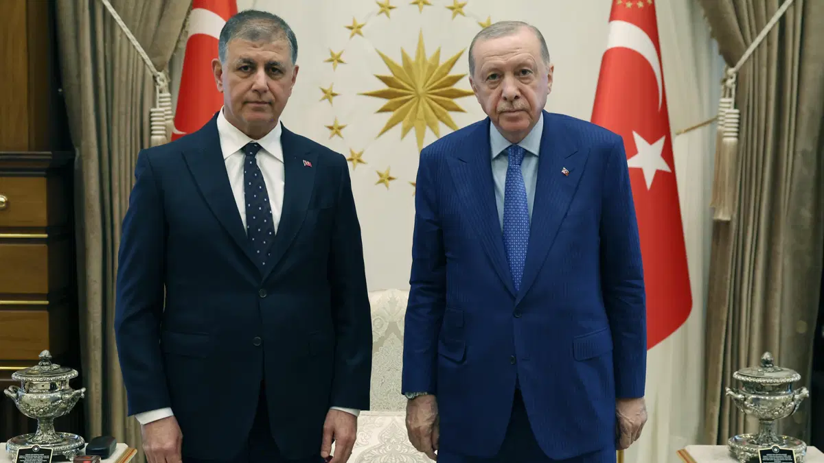 Cemil Tugay Ak Partiyemi Gececek