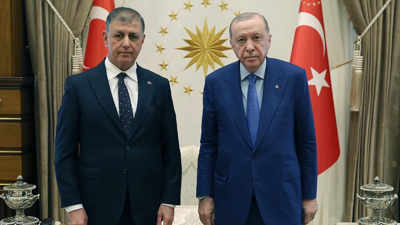 Cemil Tugay Kimdir Doktorluktan İzmir Büyükşehir Başkanlığına (1)-1