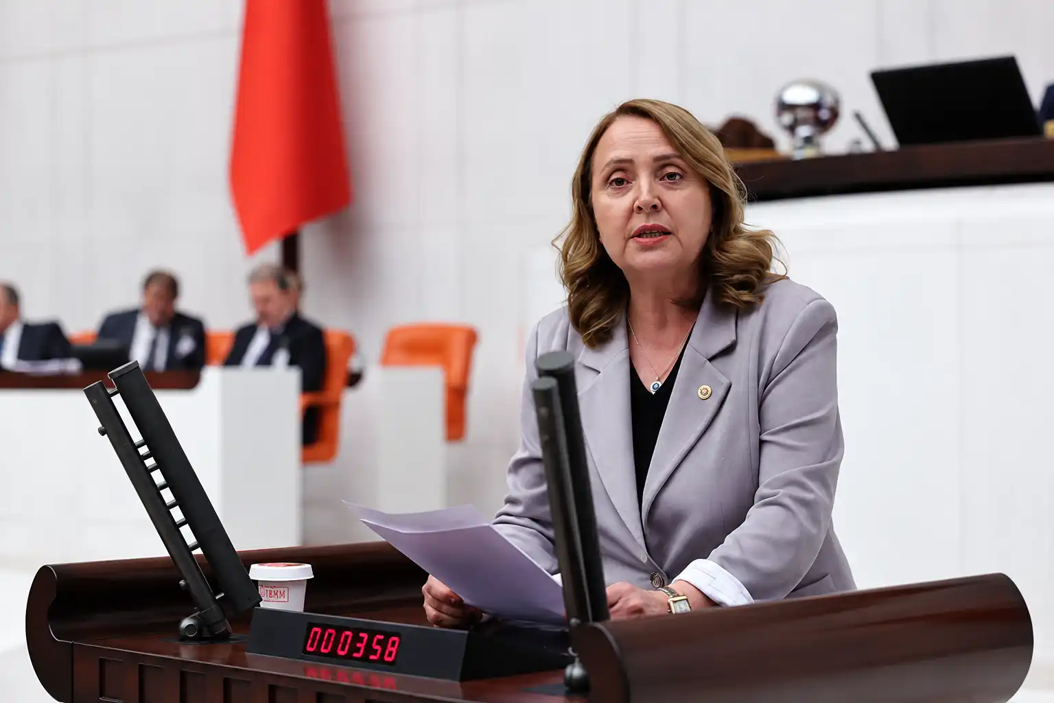 Chp’li Dinçer Bir Kesim Zenginleşirken Vatandaş Geçim Savaşı Veriyor (2)