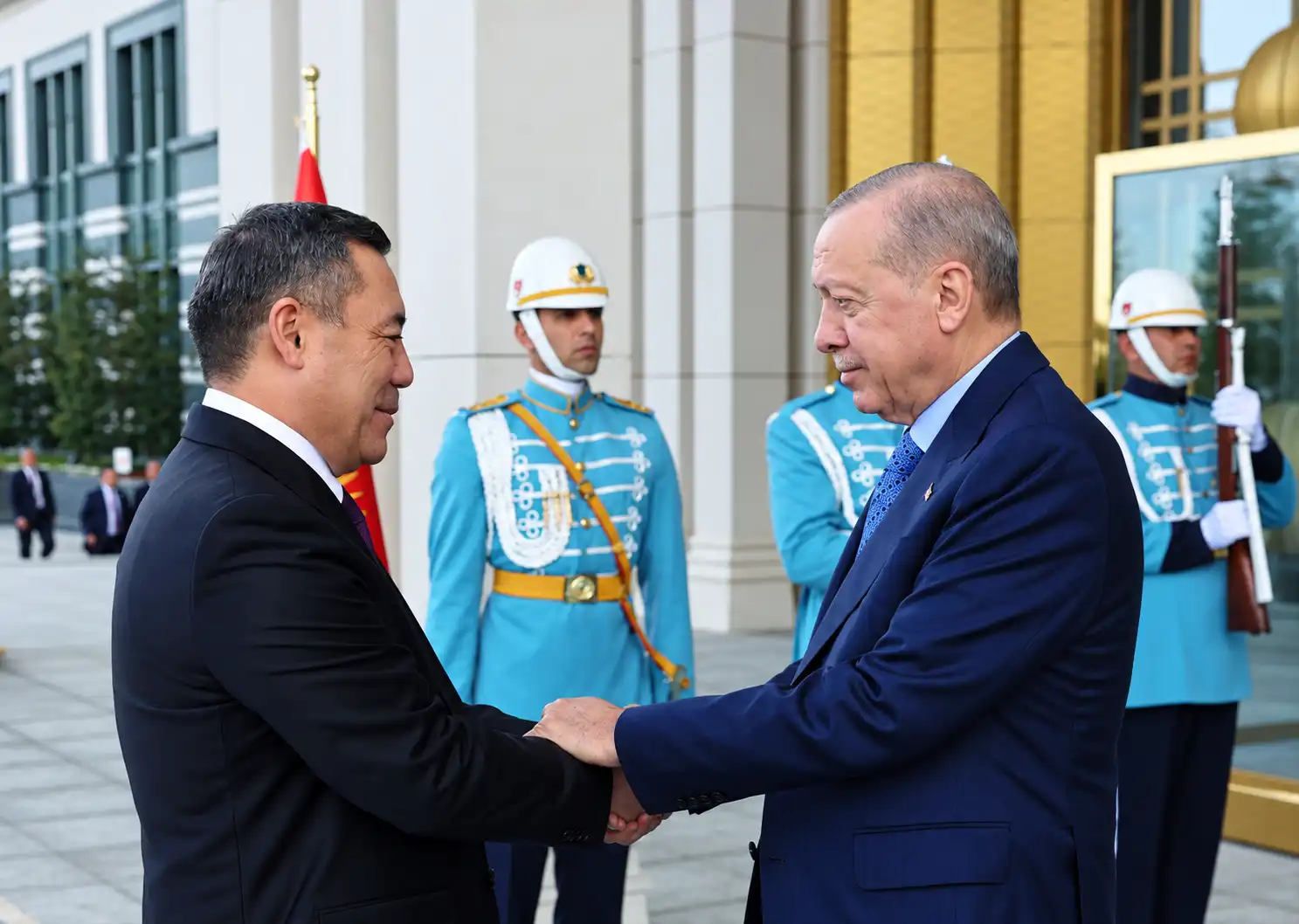 Cumhurbaşkanı Erdoğan, Caparov Ile Bir Araya Geldi2