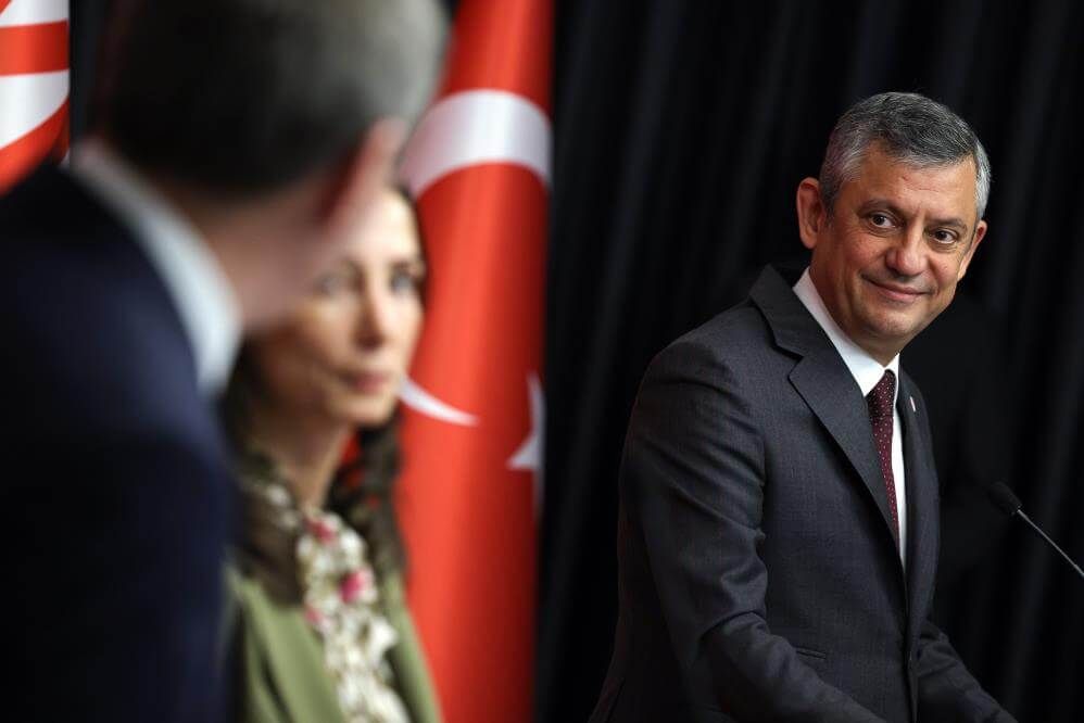 Dem Parti Eş Genel Başkanları Hatimoğulları Ve Bakırhan'dan Özel'e Ziyaret