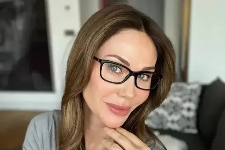 Demet Şener Nişantaşı’nda Yoğun Ilgi Gördü, Turistler Peşini Bırakmadıı