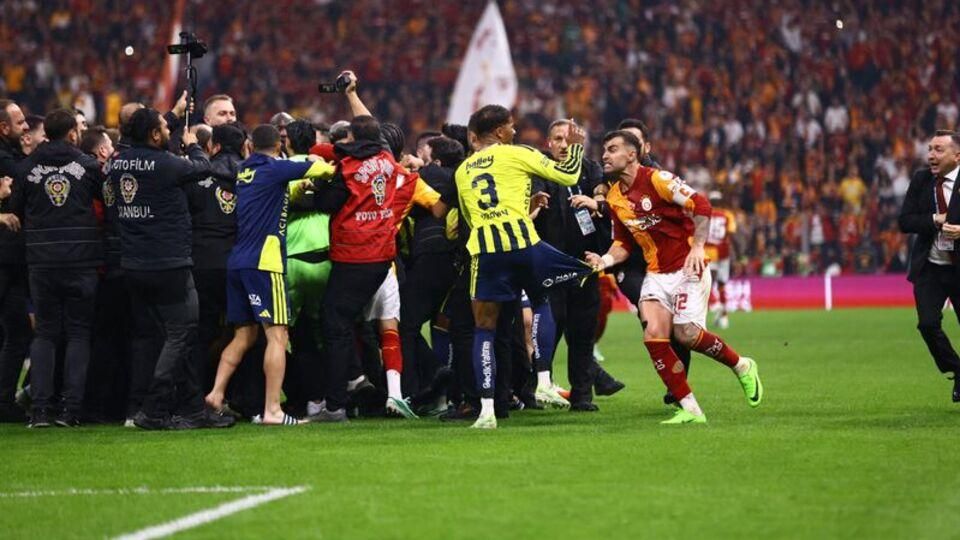 Derbi̇ Kavga-6