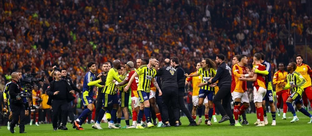 Derbi Sonrası Kavga-2