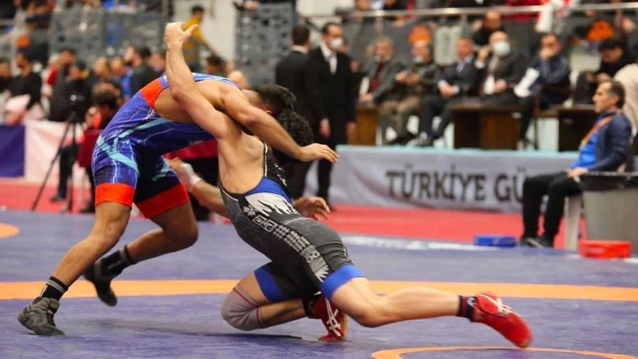 Dünya 23 Yaş Altı Güreş Şampiyonası Yarın Abd'de Başlayacak (1)