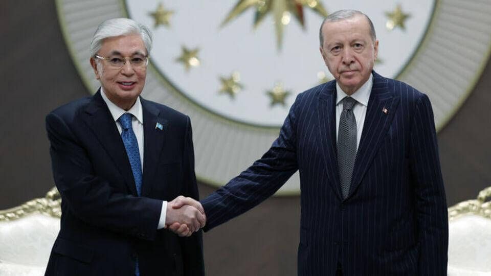 Cumhurbaşkanı Erdoğan, Tokayev ile Külliye'de bir araya geldi