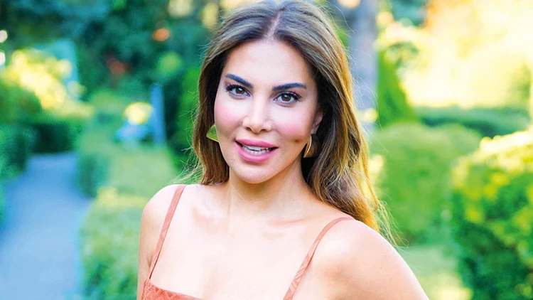 Ebru Yaşar iki gecelik konserinde dinleyicilerine sürprizler hazırlıyor