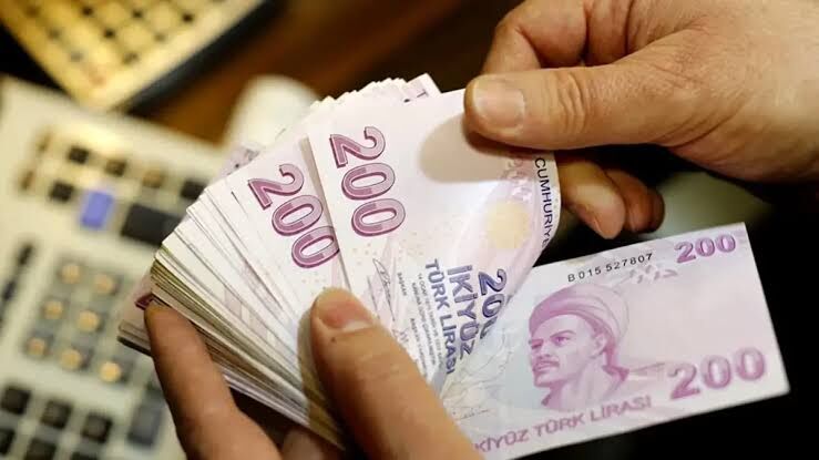 Emekli promosyonunda yarış kızıştı: 32 bin lira verecek iki banka listede