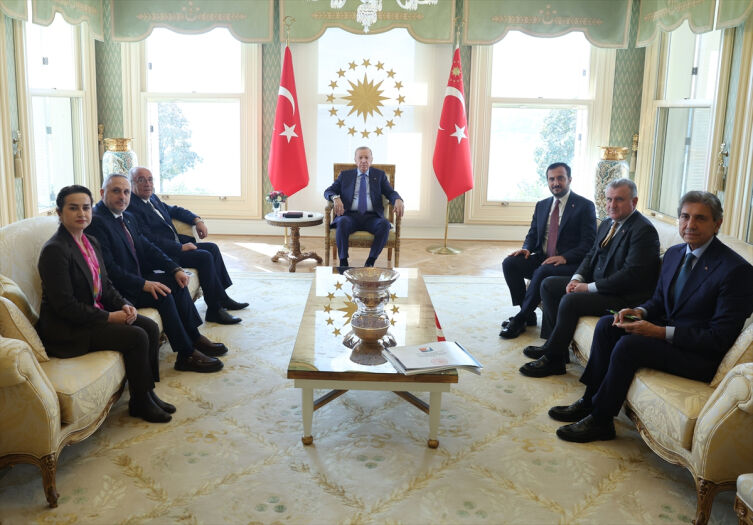 Erdoğan, Çekmeköy Ve Şile Belediye Başkanlarını Kabul Etti2