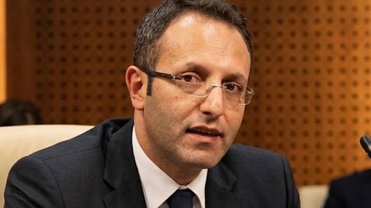 Ertan Aydin Kimdir