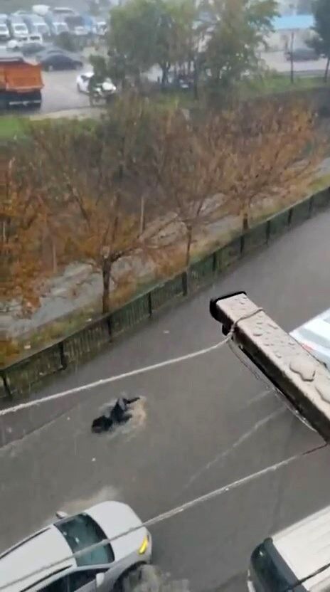 Esenyurt’ta Sel Paniği (3)
