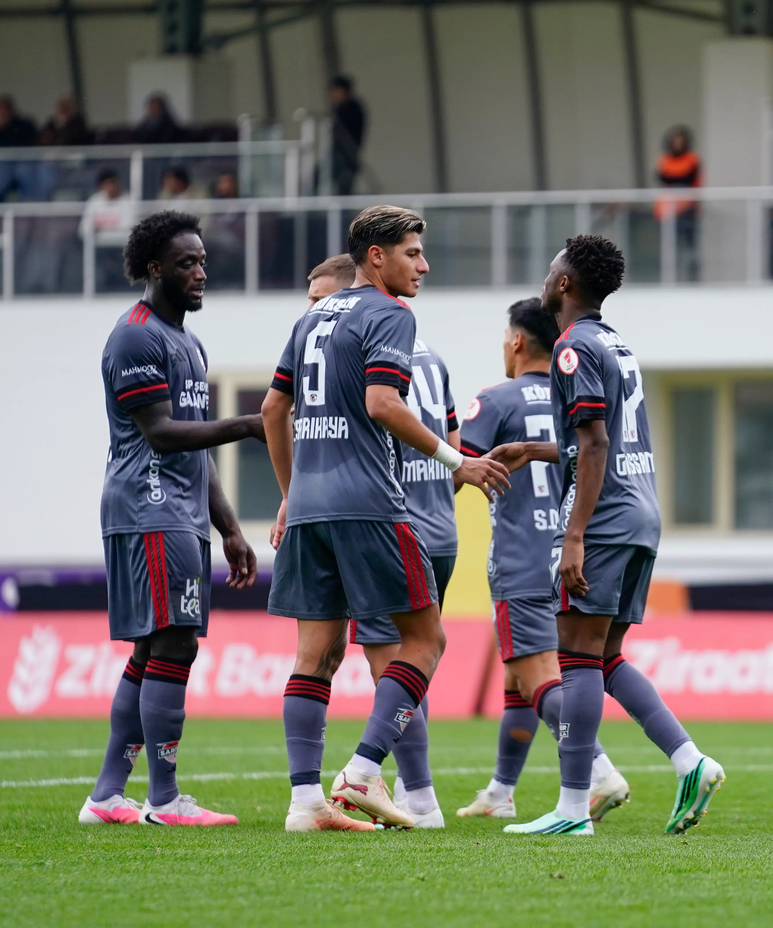 Etimesgutspor Kupaya Erken Veda Etti Gaziantep Fk Ankara'da 4 Golle Turladı (2)