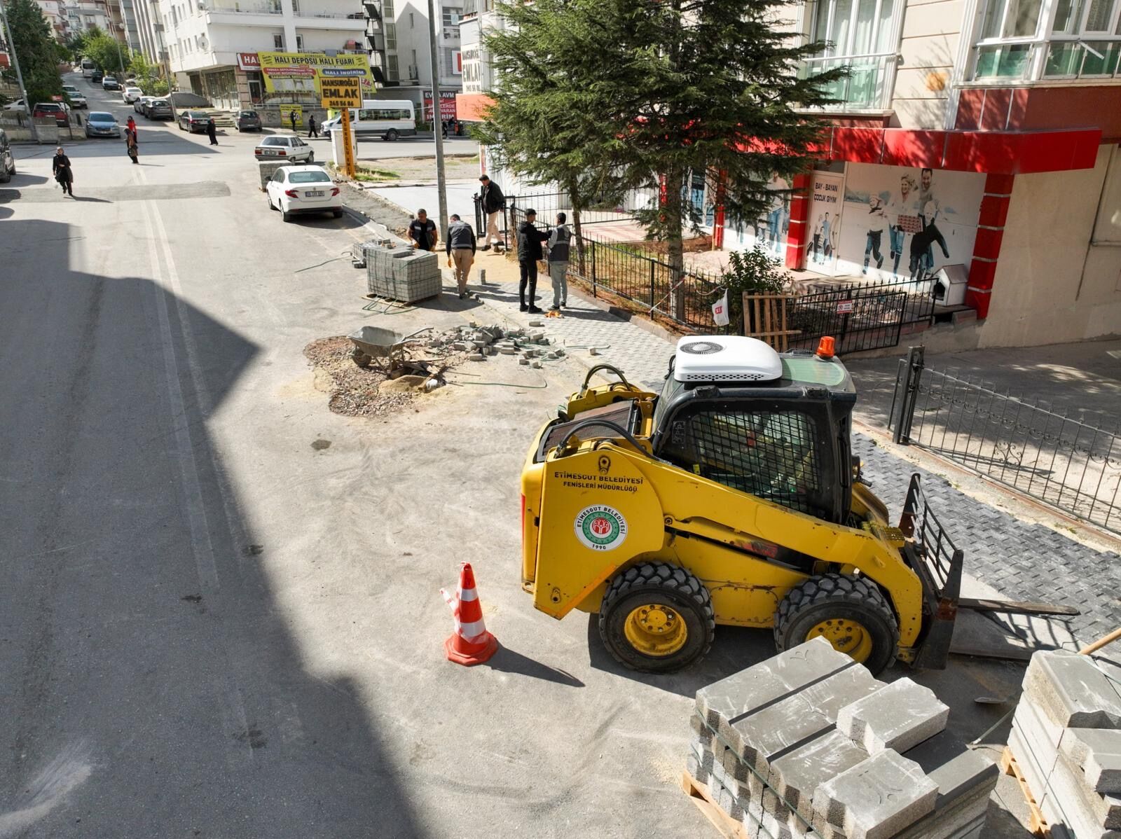 Etimesgut’ta Kaldırımlar Baştan Sona Yenileniyor2