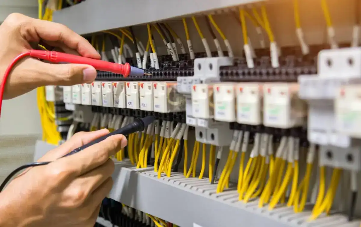Evlerdeki Elektrik Güvenliğinin Önemli Cihazı2