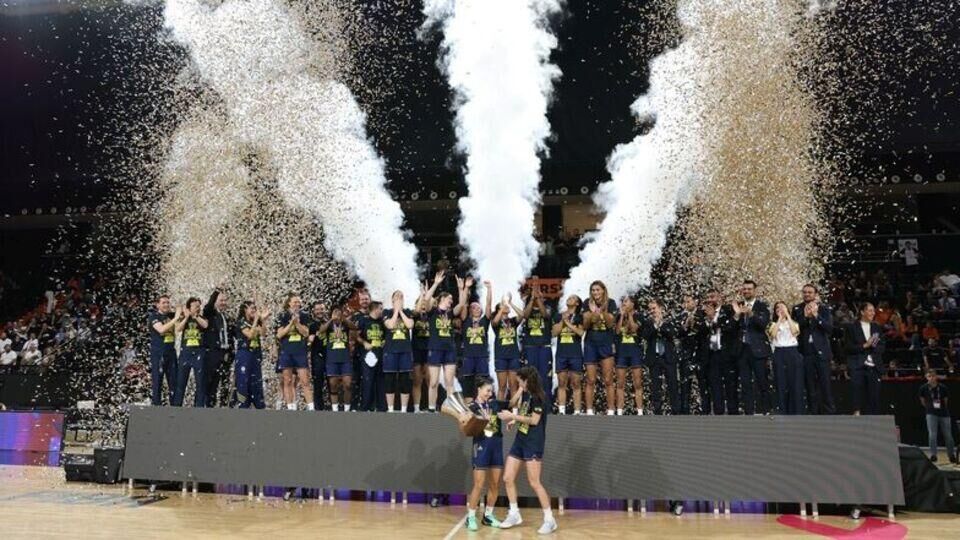 Fenerbahçe Şampiyon