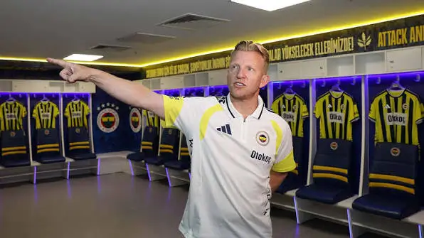 Fenerbahçe'de Dirk Kuyt Dönemi Eski Takımı Liverpool'a Karşı Sahaya Çıkacak (1)