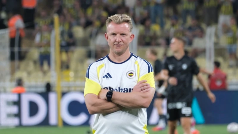 Fenerbahçe’de İsmail Kartal Sonrası Takım Dirk Kuyt’a Emanet