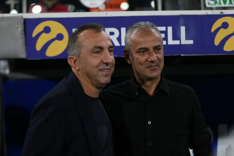 Fenerbahçe'nin 3 0'Lık Galibiyetinin Ardından İsmail Kartal Konuştuu