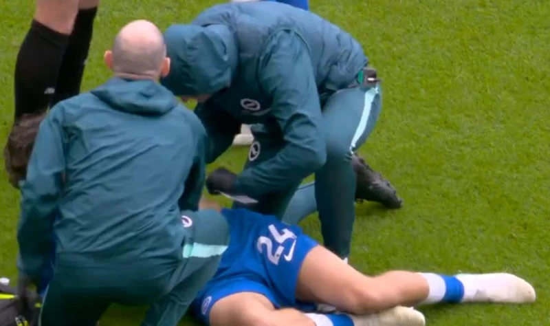 Ferdi Kadıoğlu’na Sakatlık Şoku! Liverpool Maçına Devam Edemedi