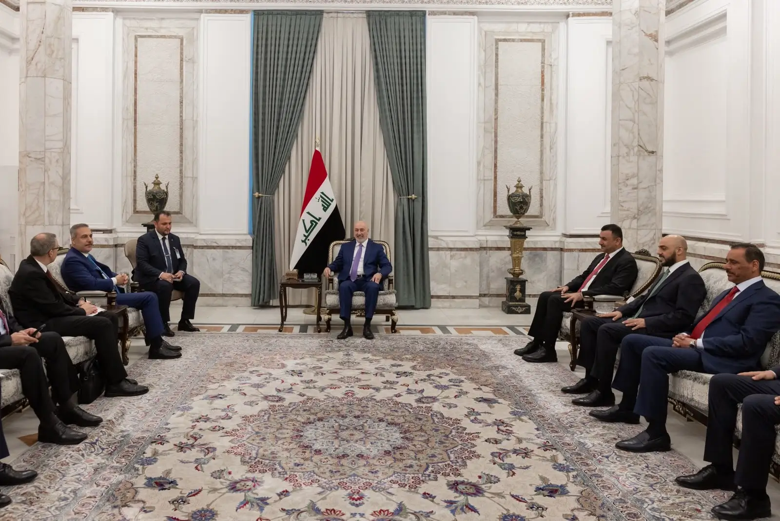 Fidan, Irak Cumhurbaşkanı Amedi Ile Bağdat’ta Görüştü 1