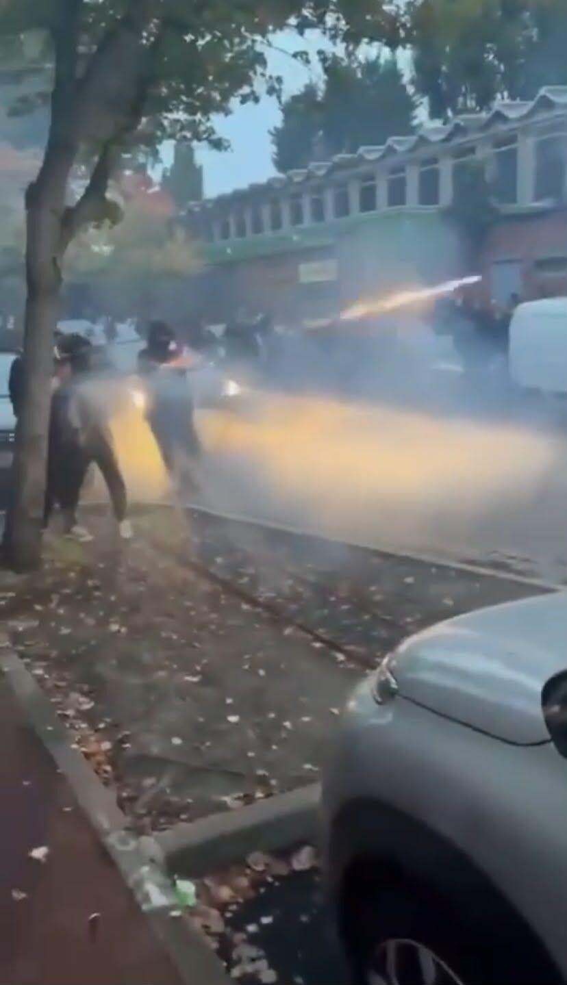Fransa'da Lise Protestoları Büyüdü, Araçlar Ve Polis Hedef Alındı2
