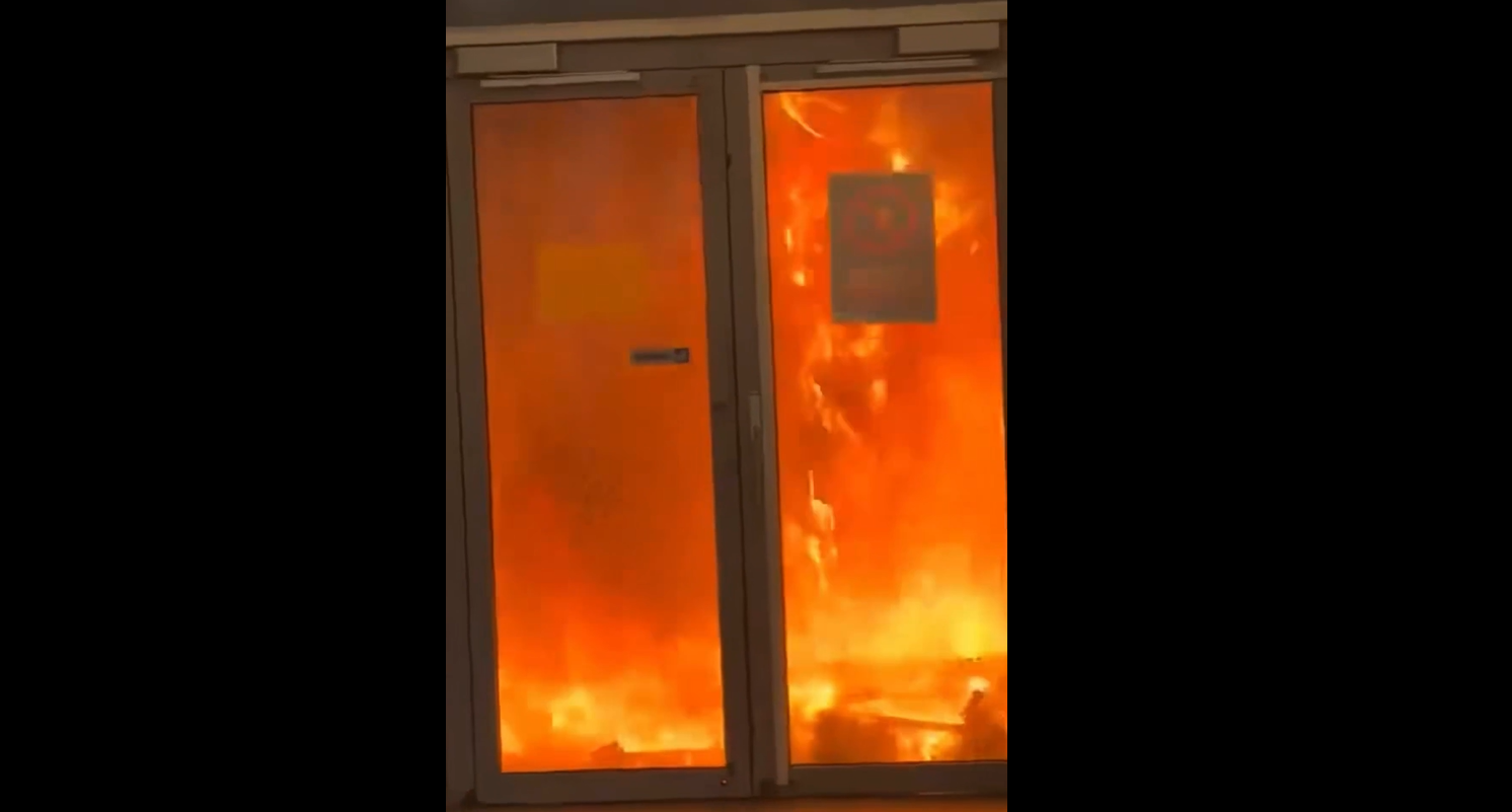 Fransa’da Okul Protestoları Büyüyor Liselerde Yangın Ve Çatışma1