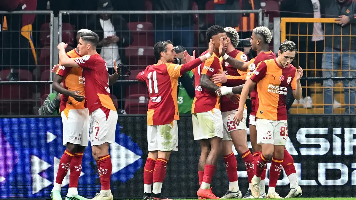 Galatasaray Derbi̇