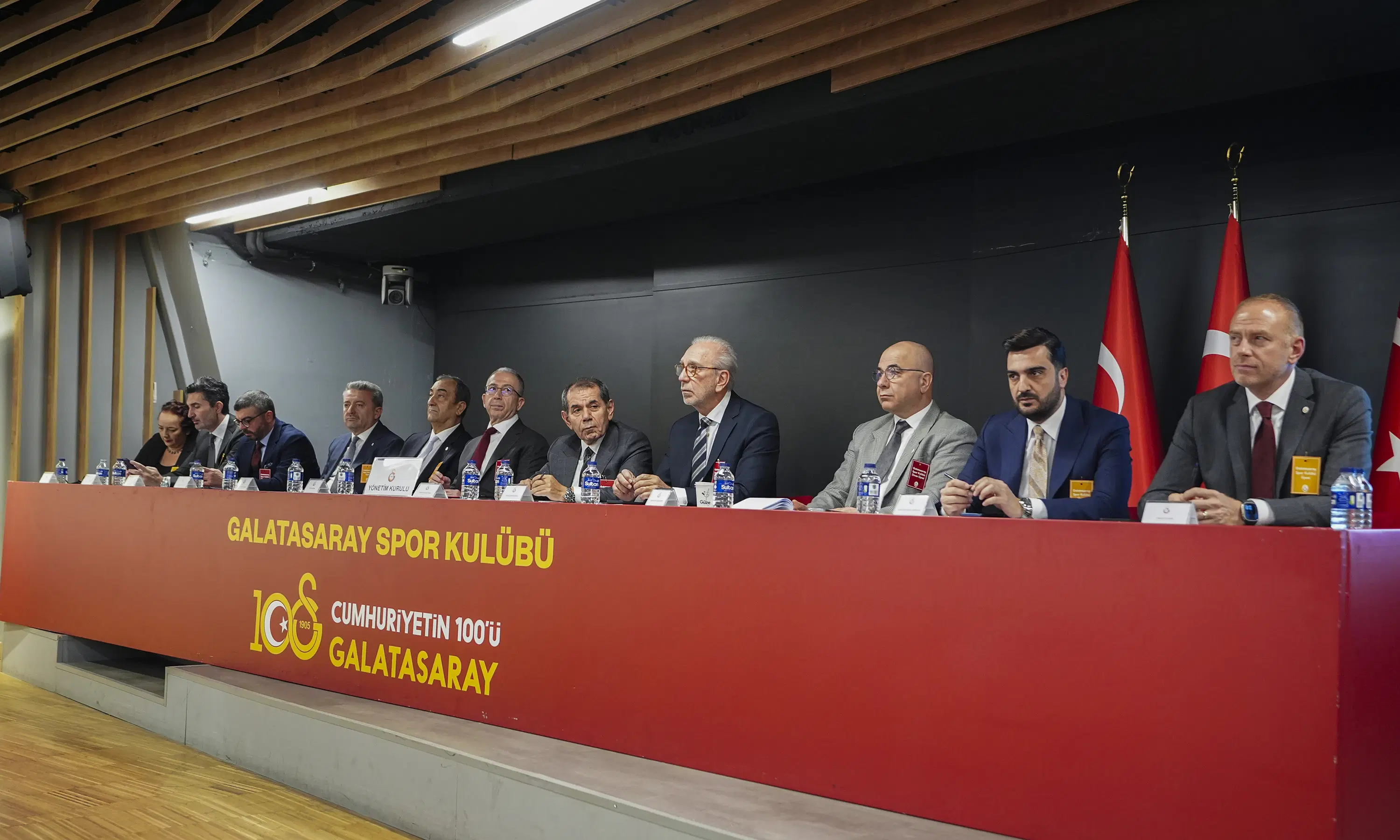 Galatasaray Kulübü Ekim Ayı Olağan Divan Kurulu Toplantısı Yarın Yapılacak (2)
