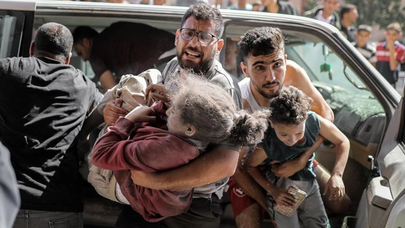 Gazze'de üç yıllık saldırılarda 21 bin 976 çocuk hayatını kaybetti